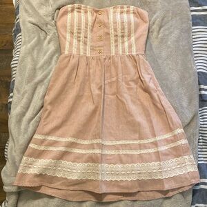 Delia’s size 0 light pink strapless dress